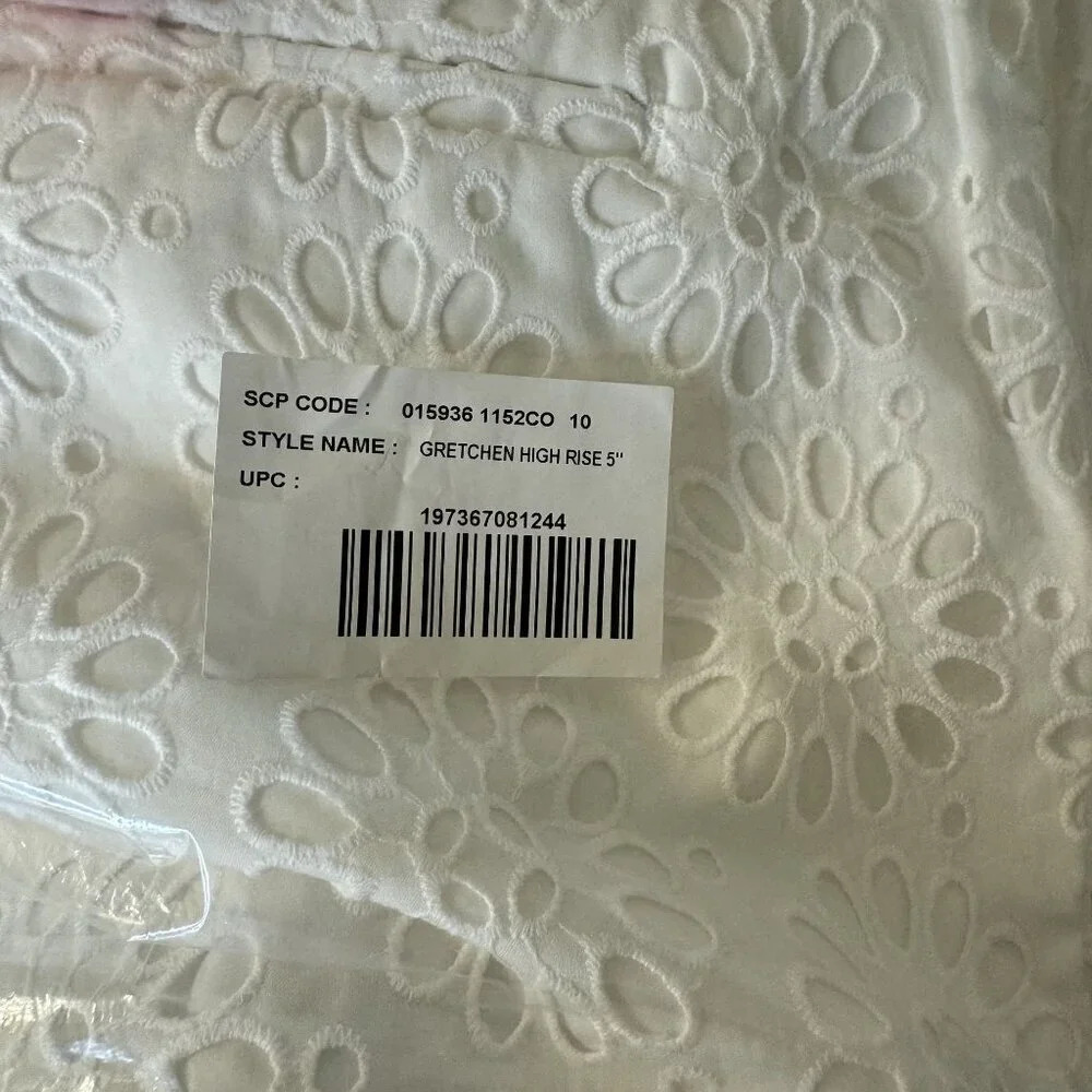 NWT Lilly Pulitzer Shorts Gretchen High Rise 5" White Dressy size 10 size 12 - Picture 4 of 4